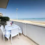 Fronte Mare * פרנקווילה אל מארה